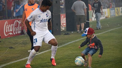 imagen de Diego Polenta, en el casting de zagueros que pretende el Betis