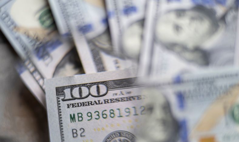 Imagen de billetes de dólares.