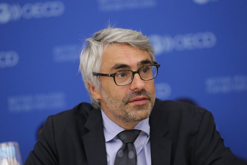 imagen de “La política fiscal debería centrarse en mantener la economía a  flote durante la pandemia y apoyar un fuerte repunte posterior”