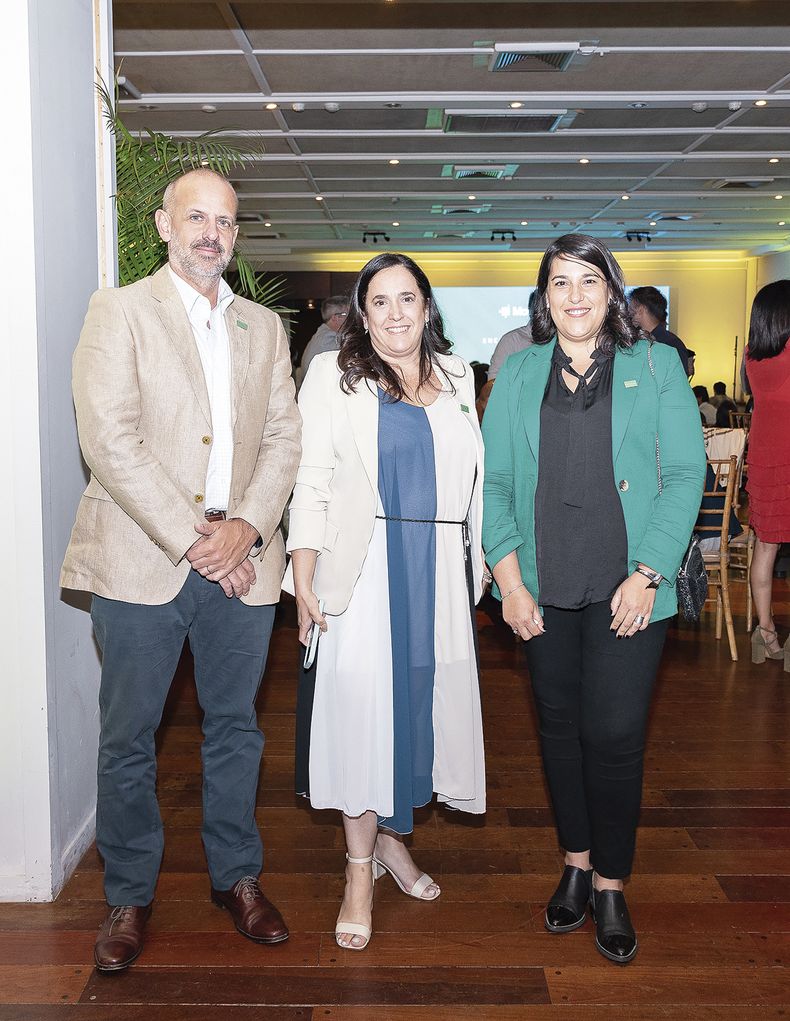 Juan Manuel Laxague, Patricia Irigoyen y Silvia Franque
