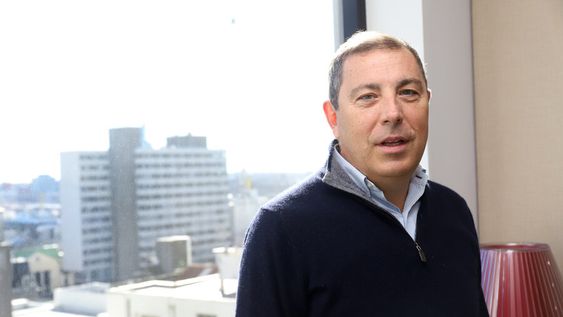 Gabriel Oddone y, a sus espaldas, el Banco Central Gabriel Oddone y, a sus espaldas, el Banco Central