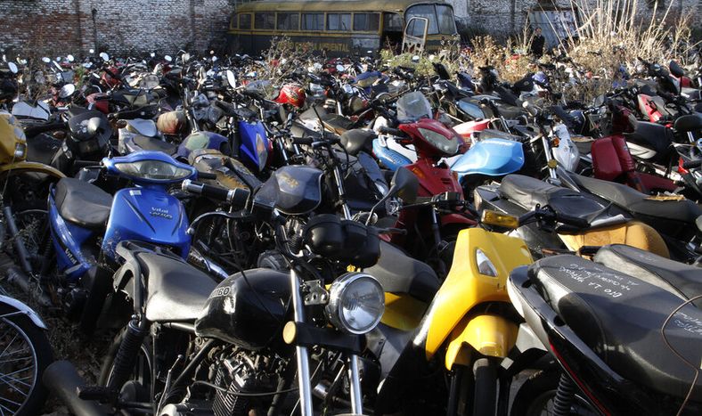 Motos saturan depósitos de la Intendencia de Montevideo