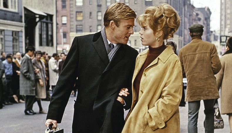 En 1967 Robert Redford protagonizó con Jane Fonda Descalzos en el parque, la adaptación al cine de la pieza teatral de Neil Simon. Volvieron a trabajar juntos 50 años después en Nosotros en la noche.