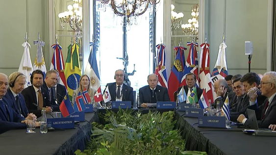 Representantes del Mercosur y EFTA anuncian el cierre de las negociaciones de un acuerdo de libre comercio Representantes del Mercosur y EFTA anuncian el cierre de las negociaciones de un acuerdo de libre comercio