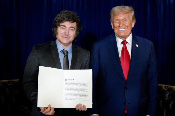 Javier Milei junto a Donald Trump durante una reunión este martes en Nueva York.