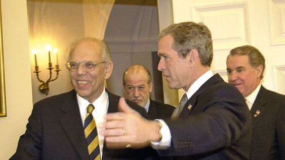 Los presidentes Jorge Batlle y George W. Bush, en la Casa Blanca. Foto: Presidencia Los presidentes Jorge Batlle y George W. Bush, en la Casa Blanca. Foto: Presidencia