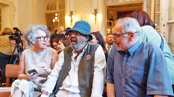 Directora nacional de Cultura Mariana Wainstein, Ruben Rada y coordinador del INAE Álvaro Ahunchain Directora nacional de Cultura Mariana Wainstein, Ruben Rada y coordinador del INAE Álvaro Ahunchain