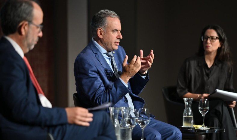 Yamndú Orsi en Desayunos Búsqueda.