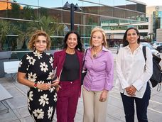 Directiva de RedME Martha Diez, presidenta de RedME Laura Toledo, vicepresidenta de la República Carolina Cosse y Natalia Argenzio. Directiva de RedME Martha Diez, presidenta de RedME Laura Toledo, vicepresidenta de la República Carolina Cosse y Natalia Argenzio.