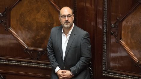 imagen de Otheguy dice que mantendrá el pedido de pase en comisión de su pareja porque “no está notificada de ninguna denuncia en su contra”