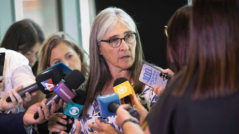 Lucía Etcheverry durante una conferencia posterior al Consejo de Ministros