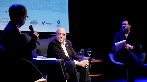 Rafael Radi en Desayunos Búsqueda. Foto: Javier Calvelo / adhocFOTOS