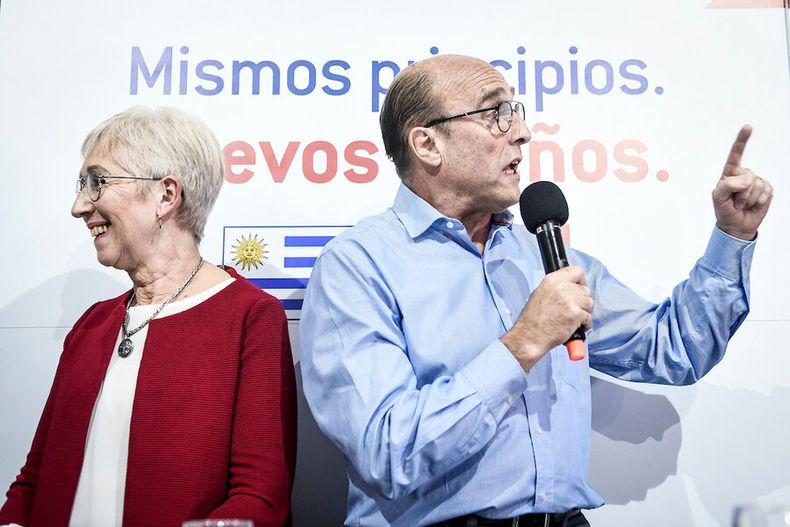 imagen de Oficialismo hace gestos al centro político