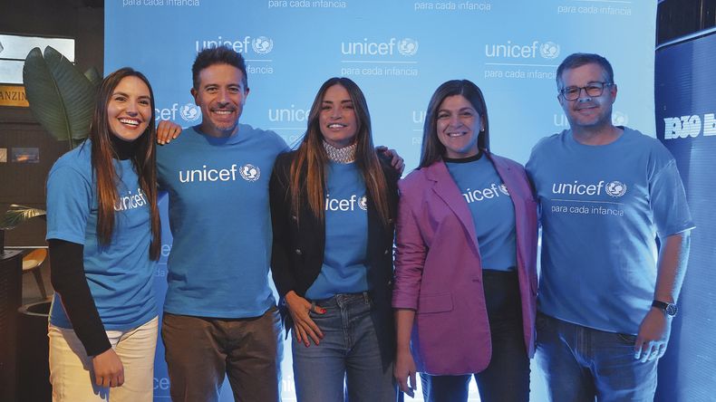 Leticia Fernández, Rafa Cotelo, Claudia Fernández, Lucía Rodríguez y Pablo Fabregat