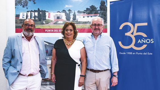 director de atelier Zuloaga Ignacio Zuloaga, directora del Museo Ralli Serrana Prunell y ministro de educación y Cultura Pablo da Silveira