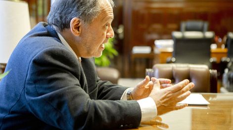 Max Sapolinski. Foto: Nicolás Garrido / Búsqueda