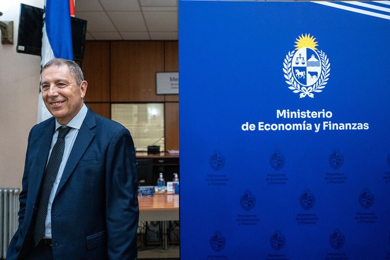 Gabriel Oddone durante la asunción de autoridades del Ministerio de Economía y Finanzas