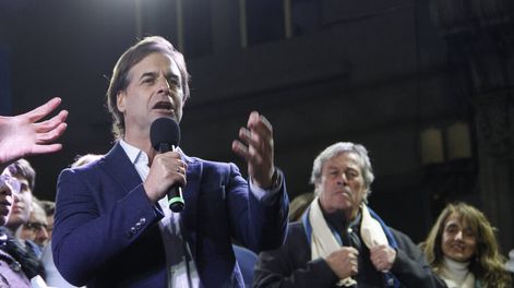 imagen de El grupo de intendentes se acerca a Lacalle Pou y el comando del candidato evalúa replicar sus planes en seguridad y pobreza