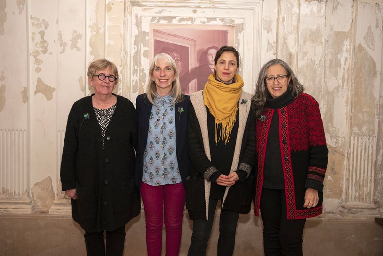 Jesse Lee Kercheval, integrante de la Comisión del Patrimonio de Ánima Deborah Rucanski, coordinadora de Ánima Sofía Casanova y Silvia Guerra