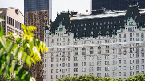 El Plaza baja el telón: el hotel de Nueva York que conquistó al cine cerrará por cuatro años