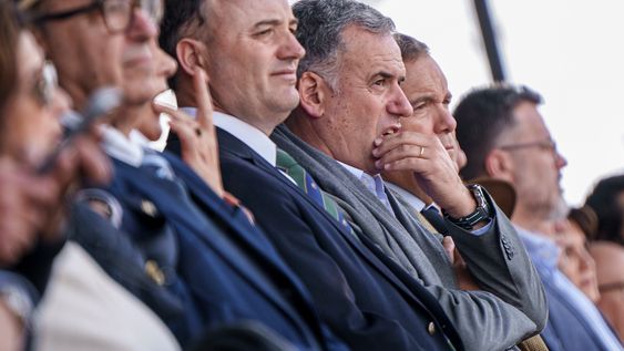 El ministro Fratti y el presidente Orsi junto a directivos de la Asociación Rural, en la clausura de la última Expo Prado. El ministro Fratti y el presidente Orsi junto a directivos de la Asociación Rural, en la clausura de la última Expo Prado.
