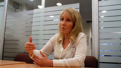 imagen de La candidatura de la ministra Cosse recoge apoyos dentro del vazquismo, mientras sus acciones en el MPP están a la baja