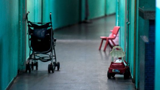 Unidad Nº 9, cárcel de mujeres con hijos en Montevideo. Unidad Nº 9, cárcel de mujeres con hijos en Montevideo.