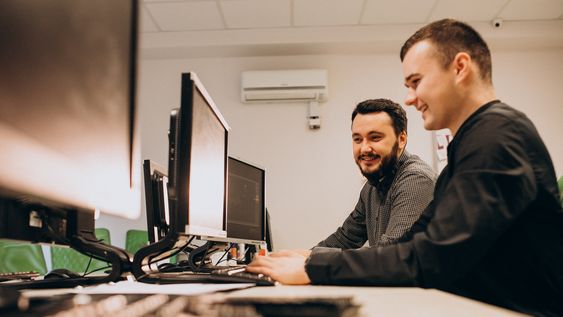 Geocom pasó a manos de Vesta en la mayor inversión del grupo en Uruguay, reflejo de un ecosistema atractivo. Geocom pasó a manos de Vesta en la mayor inversión del grupo en Uruguay, reflejo de un ecosistema atractivo.