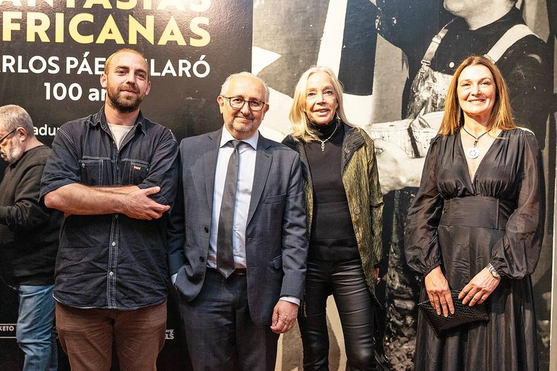 Florencio Páez, ministro de Educación y Cultura Pablo Da Silveira, Annette Deussen y directora ejecutiva del Museo Taller Casapueblo María Dezuliani