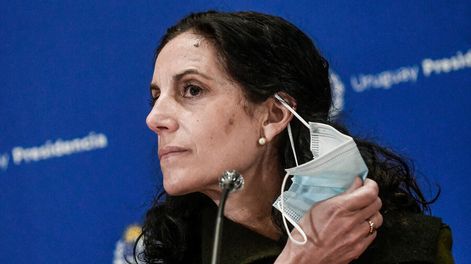 Ministra de Economía, Azucena Arbeleche. Foto: Javier Calvelo / adhocFOTOS