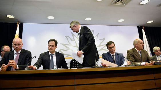 imagen de El gobierno evita ceder a las exigencias laborales de UPM imagen de El gobierno evita ceder a las exigencias laborales de UPM