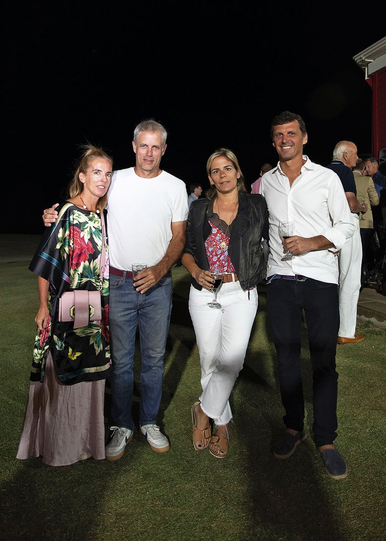 Carmela Polledo, Mariano Domínguez, Josefina Fiorito y Toribio Tedin