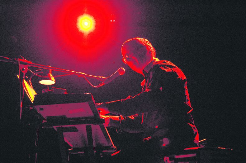 imagen de No pensar, sino hacer música destilada, sin impurezas