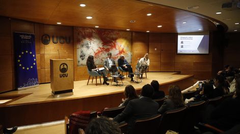 Simposio Libertad de expresión, desinformación y regulación. Desafíos y caminos posibles para Uruguay y la región, organizado por Búsqueda