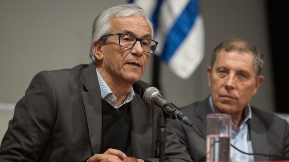 Los ministros Juan Castillo y Gabriel Oddone. Los ministros Juan Castillo y Gabriel Oddone.