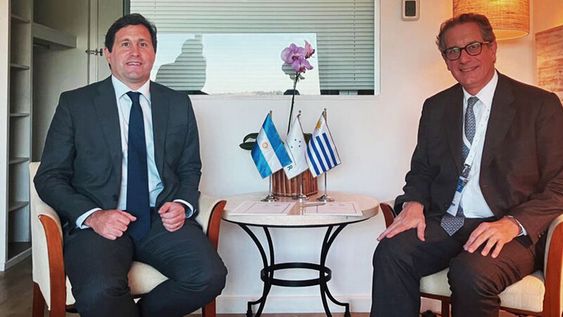 Los presidentes de los bancos centrales rioplatenses, reunidos hace pocos días en Puerto Iguazú Los presidentes de los bancos centrales rioplatenses, reunidos hace pocos días en Puerto Iguazú