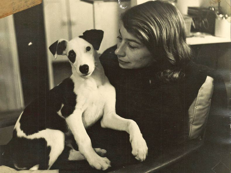 La mayoría de las fotos de esta nota fueron tomadas del blog de la Biblioteca del Congreso de Estados Unidos, que tiene el archivo de Mary Oliver con unas 40 mil piezas. 