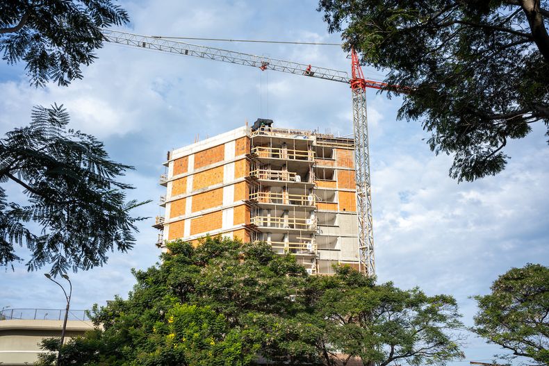 Una obra de edificación de viviendas.