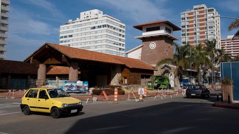 Estación Ancap en Gorlero, Punta del este. Foto: Pablo Vignali / adhocFOTOS