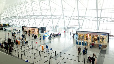 Los pasajes de avión se encarecieron 15,9% en noviembre frente al mes anterior