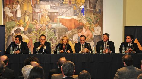 imagen de Rafael Michelini reclamó remover a todo el Directorio de Ancap
