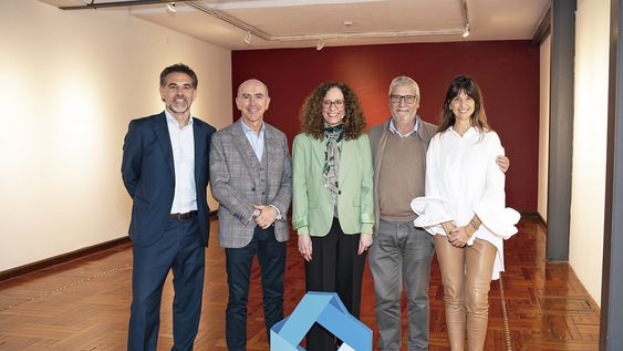 Gerente general de Nobilis Juan Patricio Enright, socio fundador Luis Rospide, la divulgadora de arte Emma Sanguinetti, socio fundador Eduardo Comas y gerenta general de Marketing Carolina Montalto.