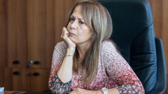 Ana Ferraris en su oficina de Junta de Transparencia y Ética Pública en Montevide Ana Ferraris en su oficina de Junta de Transparencia y Ética Pública en Montevide