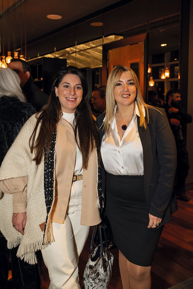 Verónica Barbisán junto a Valeria Ripoll