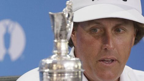 imagen de El estadounidense Phil Mickelson con un desempeño espectacular  en la ronda final se adjudicó el British Open disputado en Muirfield