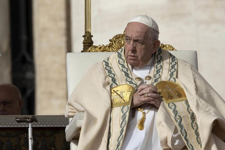 El papa Francisco durante una misa en el Vaticano