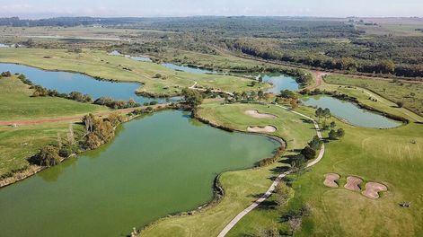 imagen de La cancha del Carmelo Golf Club fue elegida la mejor de Uruguay
