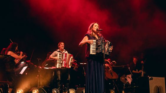 Julieta Venegas, Nacho Algorta y la Susi