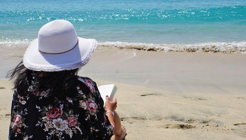 imagen de Cinco libros para leer en la playa