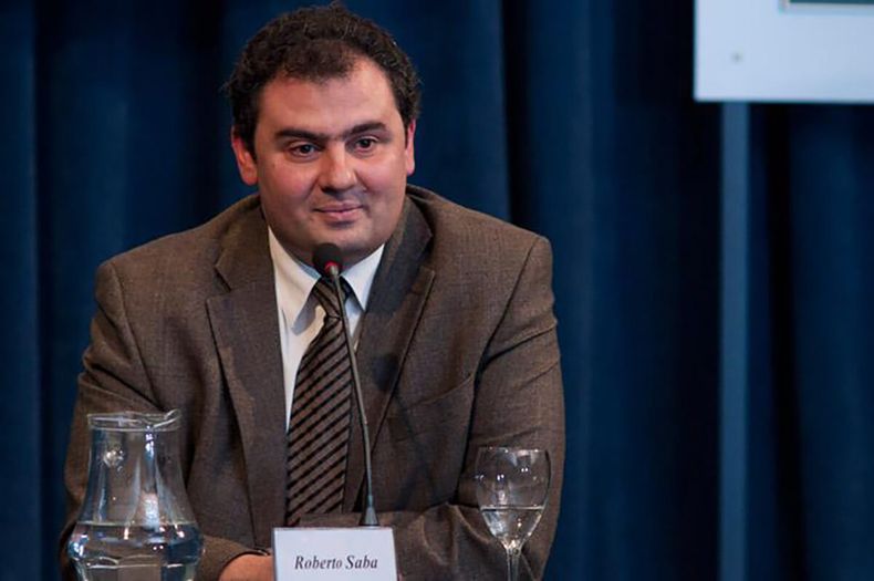 Roberto Saba en un evento académico.